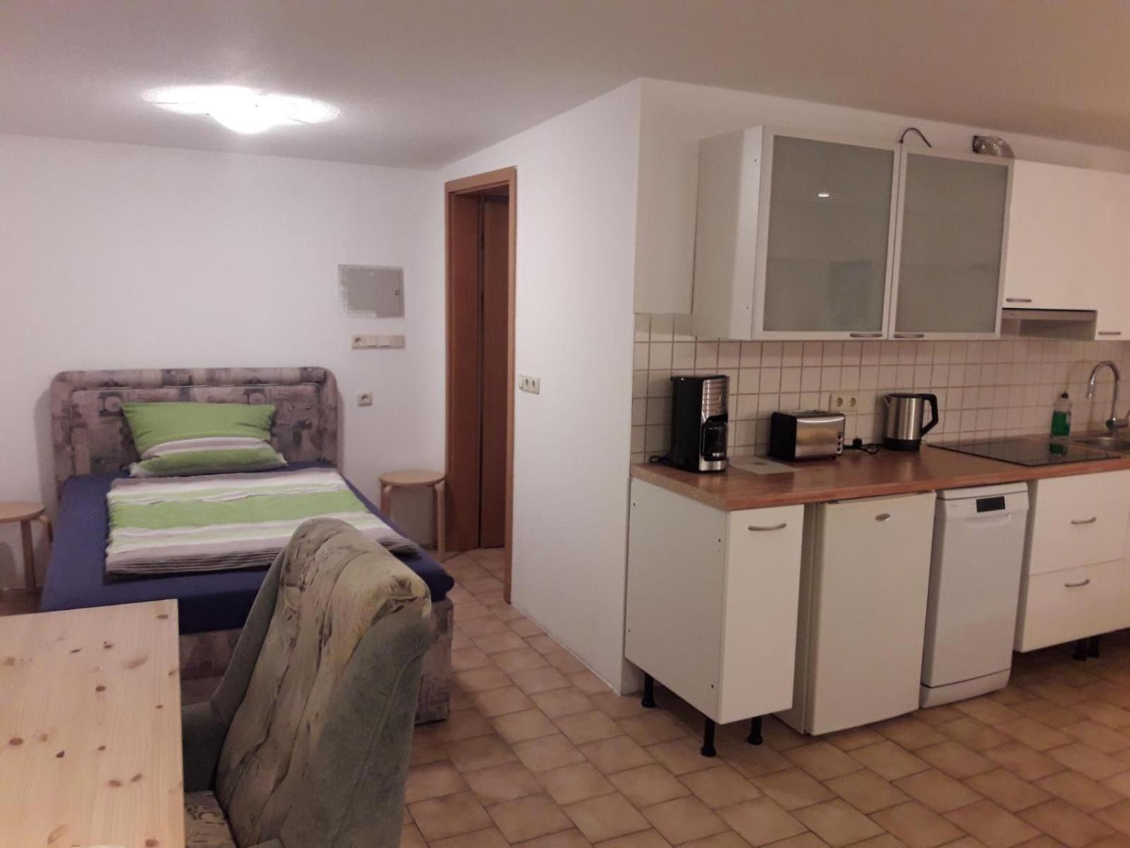 Kleine Ferienwohnung Am Stadtrand Von Leipzig Exterior photo
