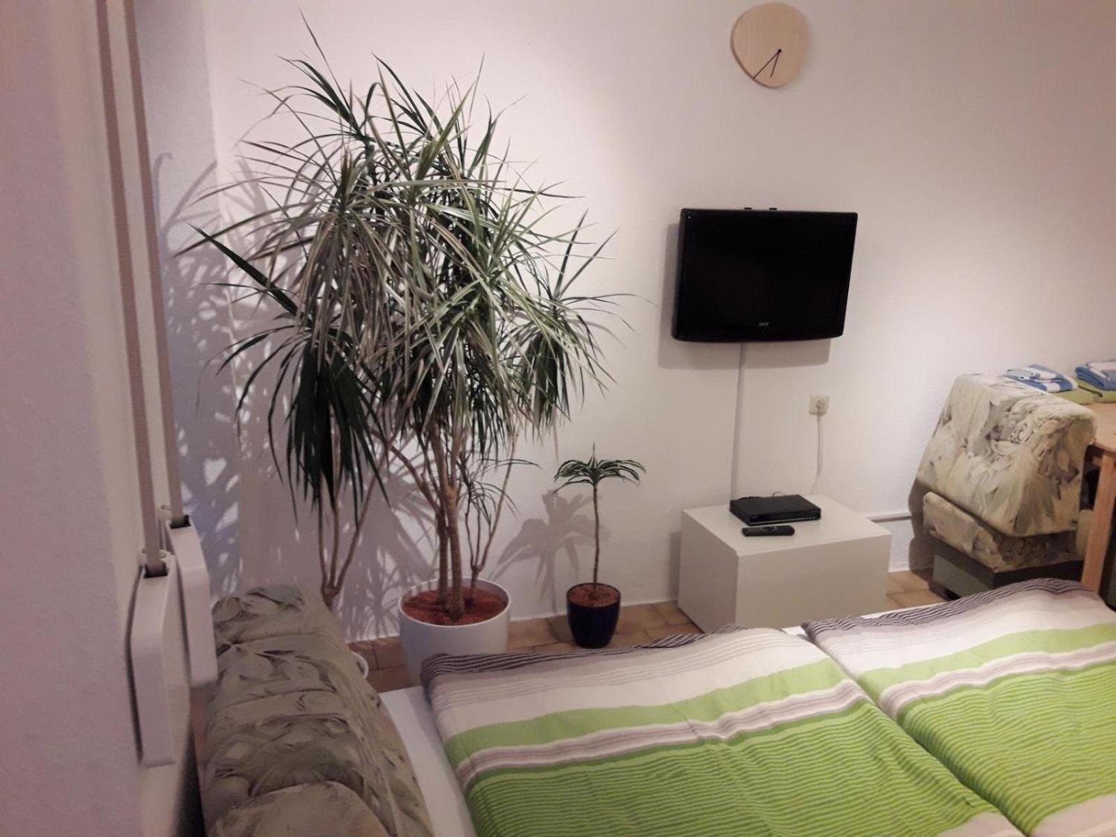 Kleine Ferienwohnung Am Stadtrand Von Leipzig Exterior photo